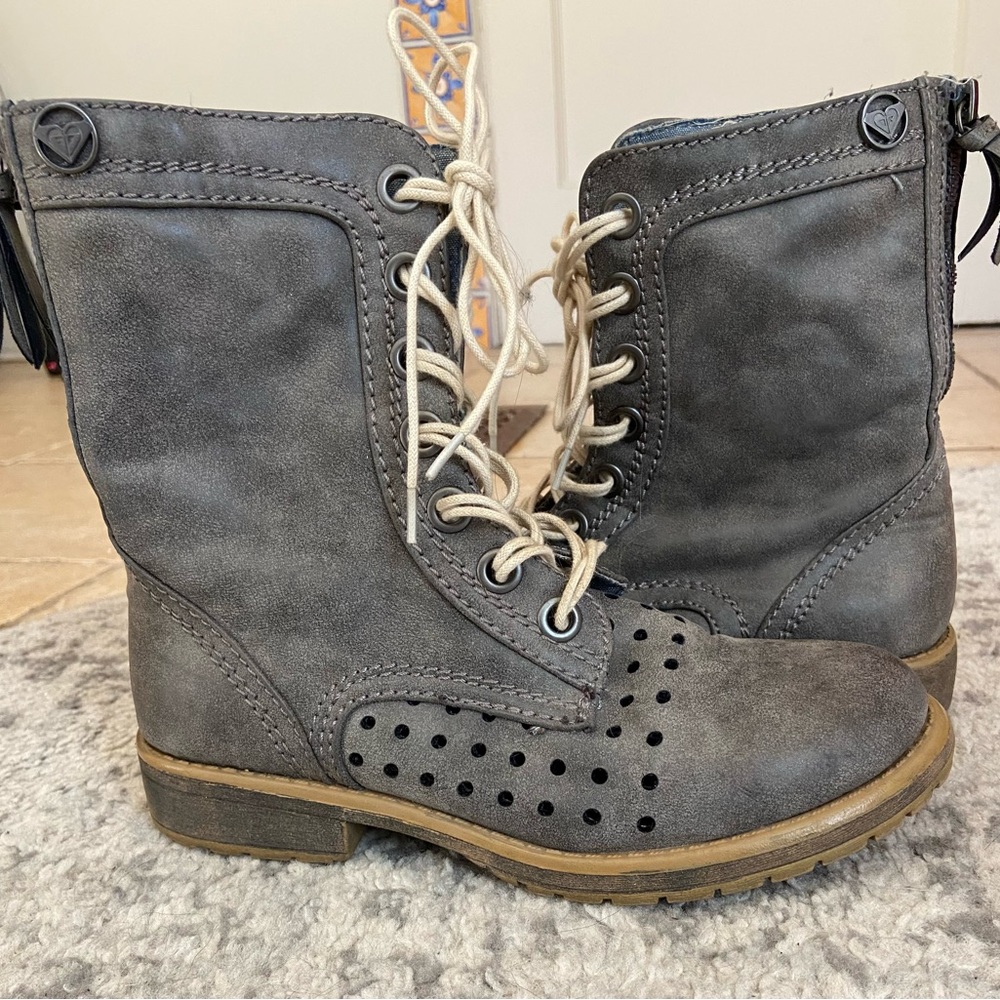 Roxy boots size 6.5